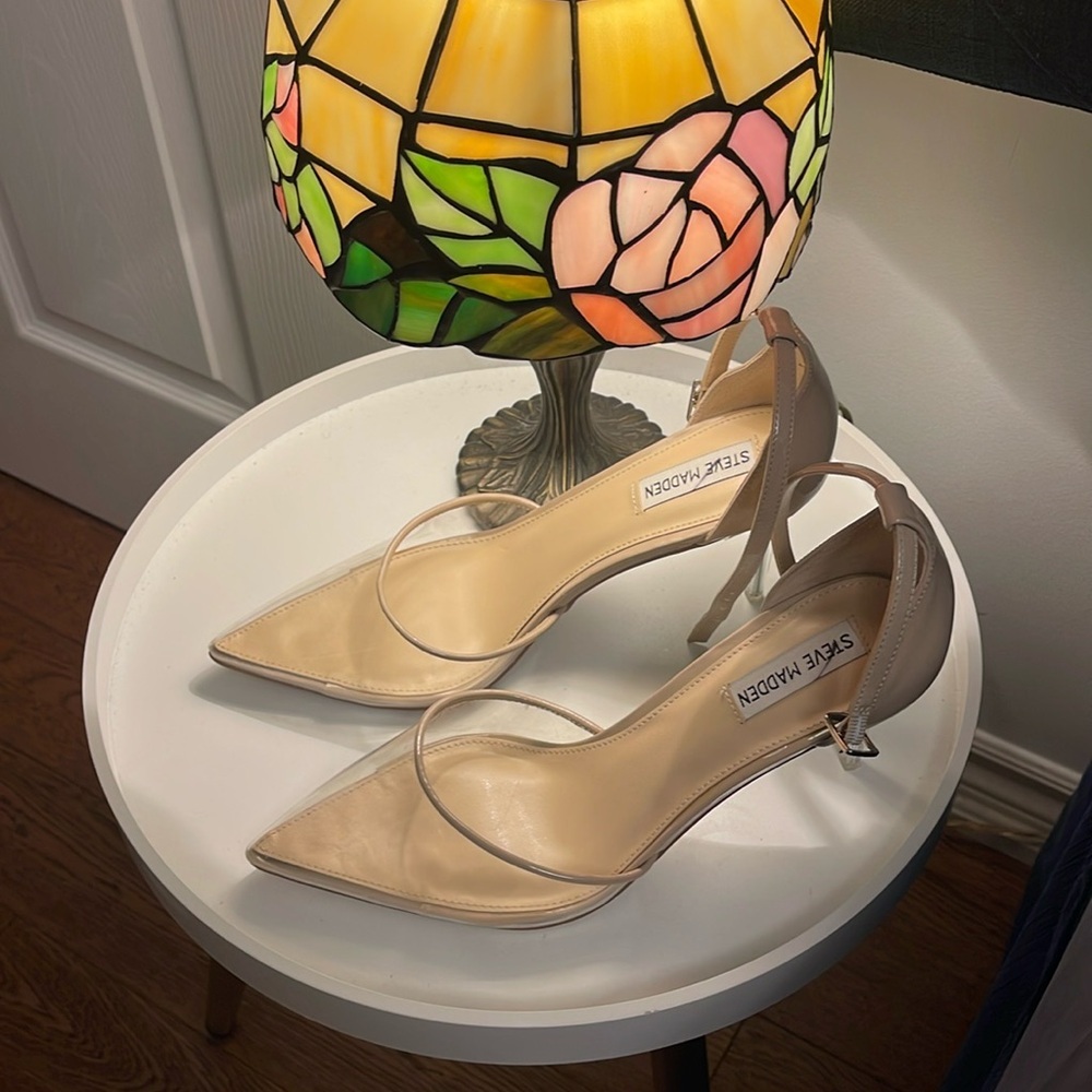 Steve Madden “Moxxi" Clear Pointed Toe Heel Women New Ankle Strap